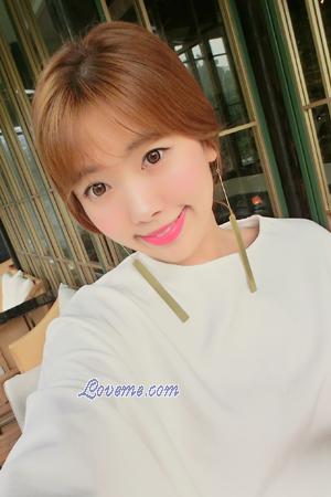 166112 - YanHua Age: 37 - China