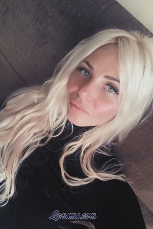 188006 - Nadezhda Age: 38 - Russia