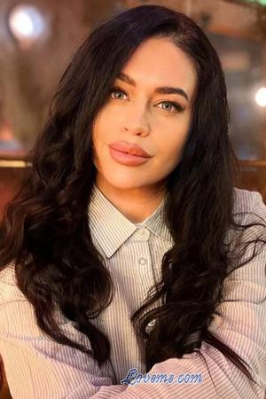 221373 - Kateryna Age: 37 - Poland
