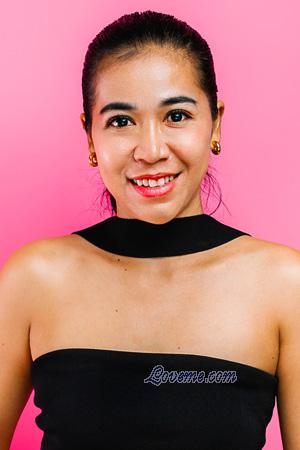 227625 - Chunrudee Age: 38 - Thailand