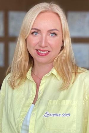 227687 - Luliia Age: 53 - Mexico