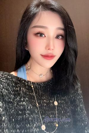 228023 - Ruyi Age: 51 - China