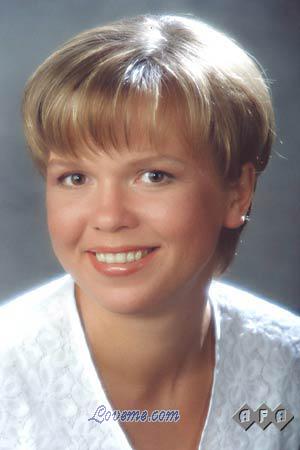 52698 - Olga Age: 39 - Russia