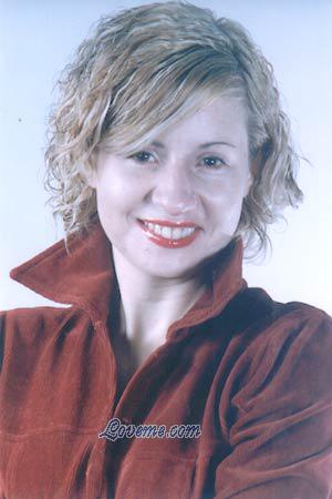 54482 - Oxana Age: 41 - Ukraine