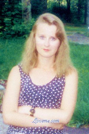 69354 - Julia Age: 35 - Russia